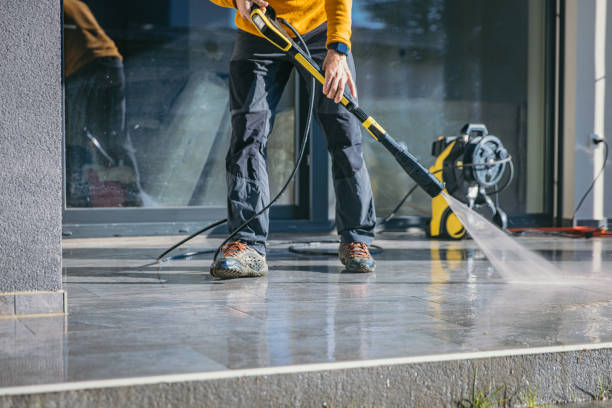 Best Driveway Pressure Washing  in Omaha, TX